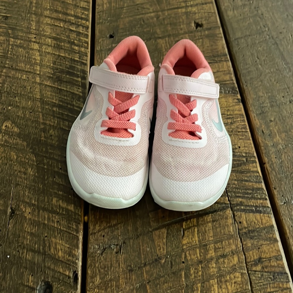 Nike toddler girls shoes